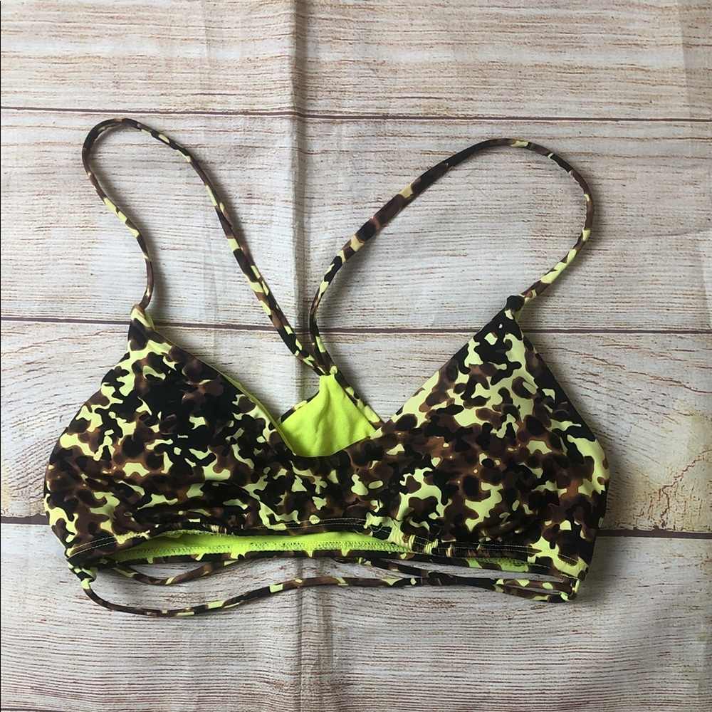The Bikini Lab Wild Pattern Bikini Top 💙